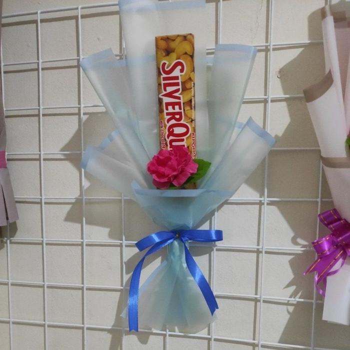 Gambar Buket coklat Silverqueen 58 Gram - Biru Muda dari Two Boys Babyshop undefined Tokopedia