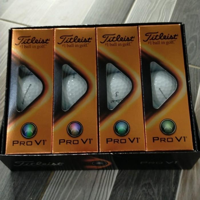 Gambar Bola Golf Baru, Titleist pro v1 1 box 12 pcs dari fightershopsport undefined Tokopedia