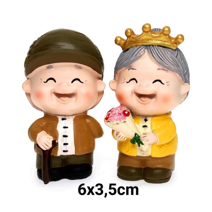 Gambar hadiah orang tua/boneka couple/boneka wedding/shuang xi/shang jit - bunga dari chillyz undefined Tokopedia