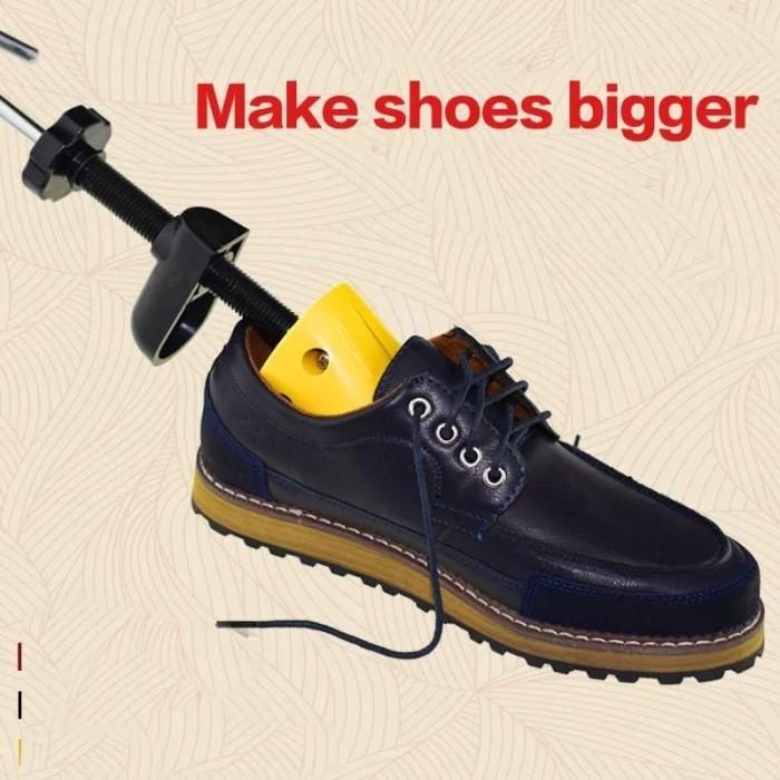 Gambar Alat Pembesar Pelebar Sepatu Boots Tinggi Shoes Stretcher ORIGINAL plz dari Moka Plazza undefined Tokopedia