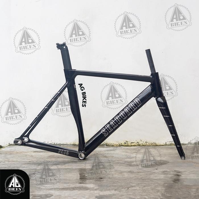 Gambar Frame + Fork Carbon Tsunami Seaboard FA03 - Black dari AG BIkes undefined Tokopedia