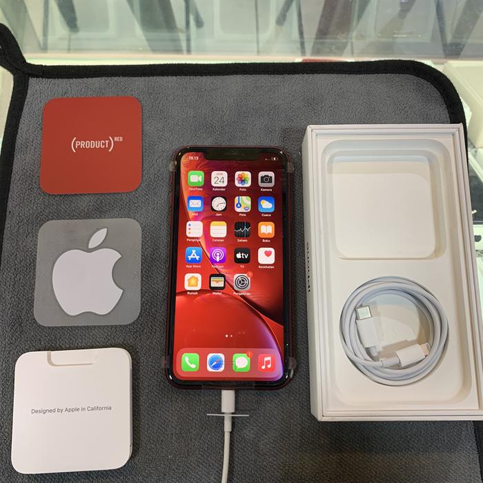 Apple iPhone XR ブラック 箱付き 128GB iPhone XR｜価格比較・最新