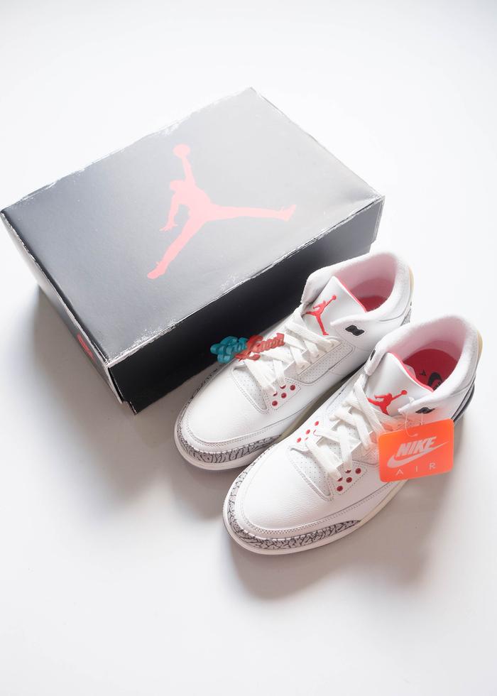 Jual AIR JORDAN WHITE CEMENT REIMAGINED 38 Kota Administrasi