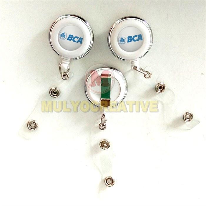Gambar ID Card Yoyo BCA Gantungan ID Card Holder Logo BCA - Putih (Putar), Yoyo ID Card dari Mulyocreative co id undefined Tokopedia