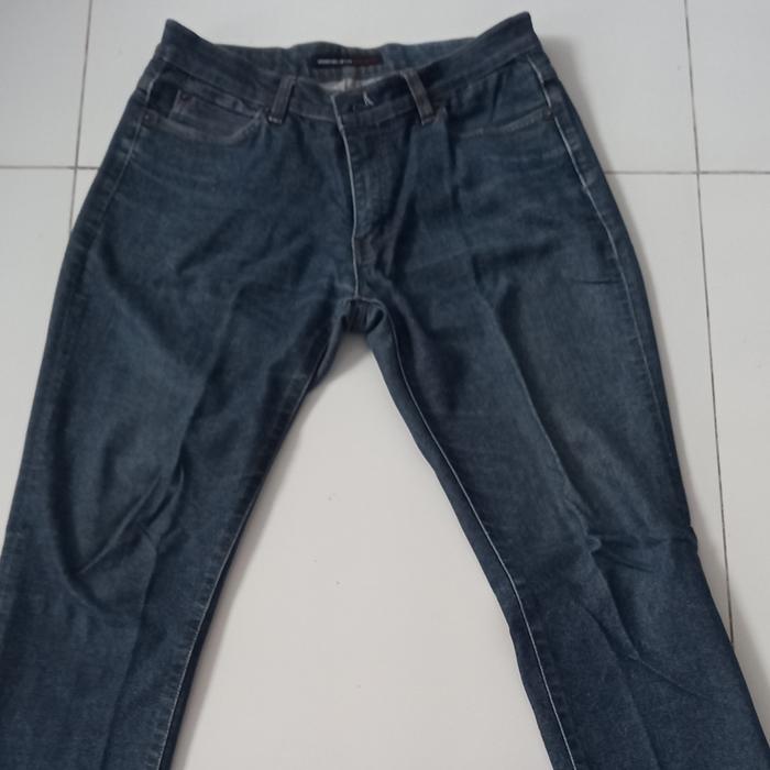 Gambar celana jeans hwn second original dari Satu Dua Dua Store undefined Tokopedia