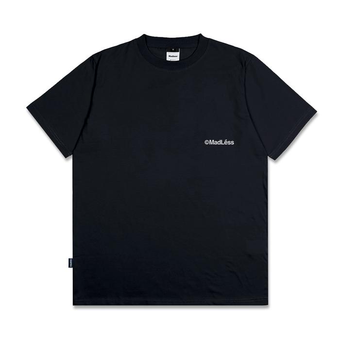 Gambar Madless Kaos Pria Polos Katun | LOGO FONT BASIC - Hitam, M dari Madlesswear_NEW undefined Tokopedia