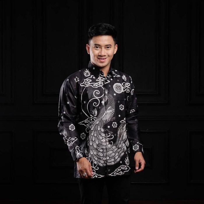 Gambar Kemeja Batik Terbaru Batik Couple Ayah dan Anak || MERAK ABU - Kmj Merak Abu, M dari Puri Batik_15 undefined Tokopedia