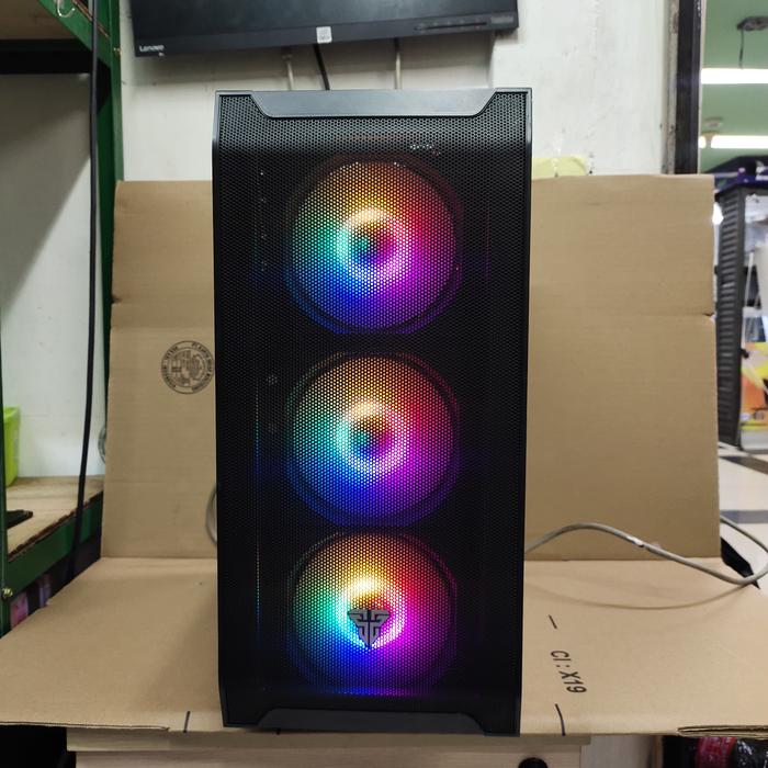 Gaming PC i7-5820K/16GB RAM/TITAN-X 12GB Pc Gaming Rakitan