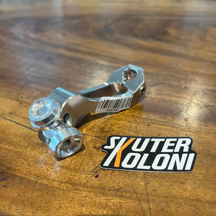 Gambar Vespa Rocker Arm Paha Rem Belakang Vespa LX S Sprint Primavera - SILVER dari skuterkoloni undefined Tokopedia