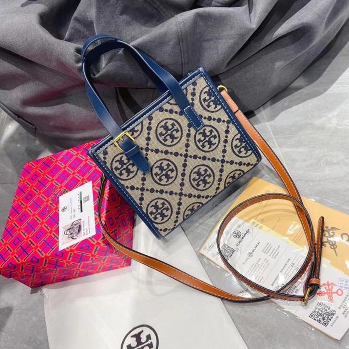 Gambar Tas tangan selempang sling tote bag 2730 wanita cewek murah + free box - Navy+Box dari Nazeefah Fawas undefined Tokopedia