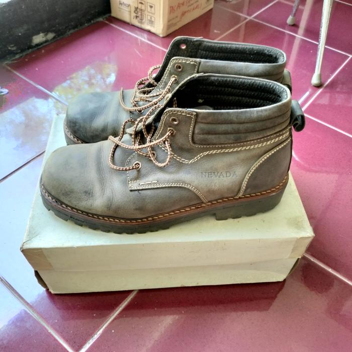 Gambar SEPATU NEVADA PRIA Hiking Adventure Warna Coklat Kuno 100% Original dari Alfonso Garage undefined Tokopedia
