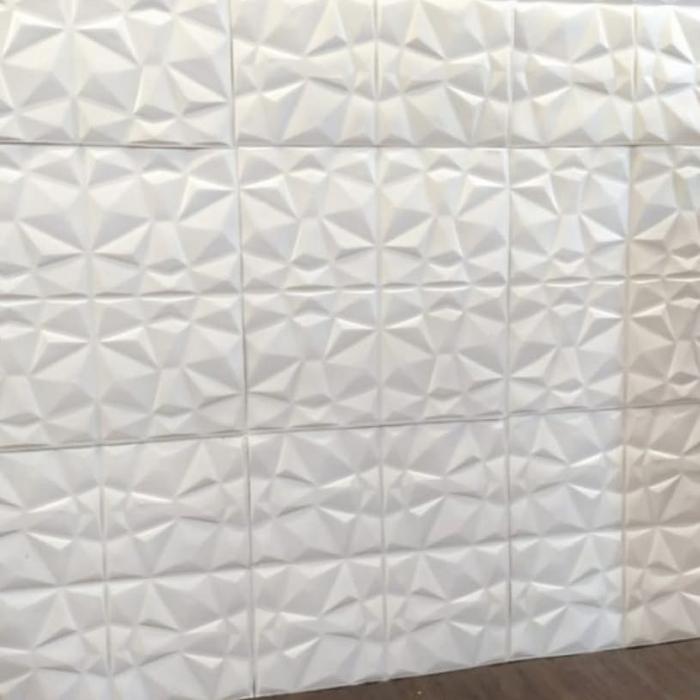 Gambar Wallpaper Dinding Foam Wallfoam Brickfoam 3D Dekor Kamar Motif Diamond - Putih dari sticker kaca murah undefined Tokopedia