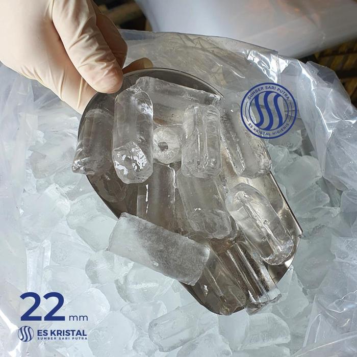 Gambar Es Batu Kristal 20kg Higienis & Berkualitas - 22mm dari Sumber Sari Putra undefined Tokopedia