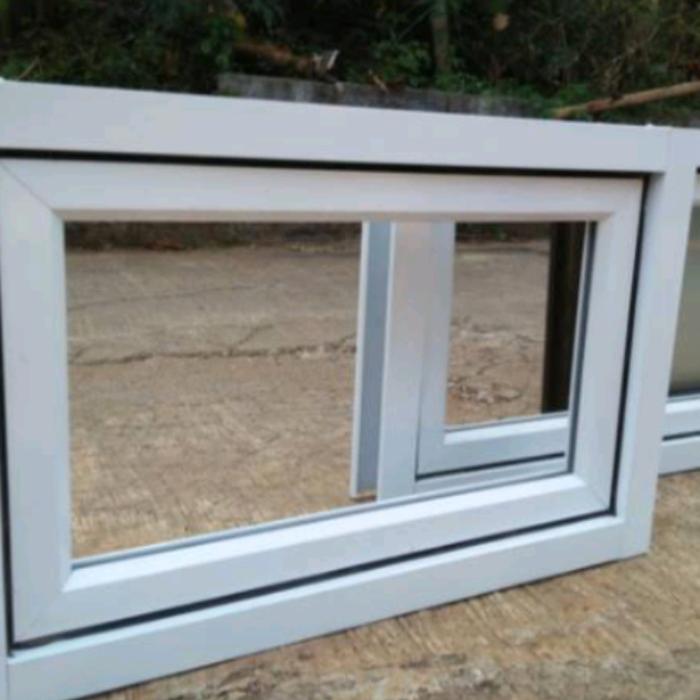 Gambar Kusen jendela aluminium, Jendela kamar mandi, - Putih, Bening dari kmj alumindo undefined Tokopedia