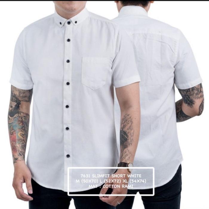 Gambar Kemeja Polos Pria Lengan Pendek Hitam Putih Marun Navy - Putih, L dari putratribarry undefined Tokopedia