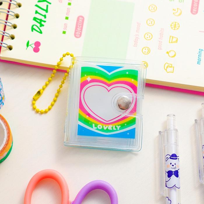 Gambar MINI PHOTO ALBUM KEY CHAIN / Gantungan Kunci Mini Foto Album Ala Korea - VARIAN 1 dari Little Cozy Home undefined Tokopedia