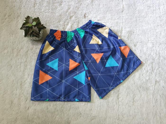 Gambar Celana Pendek Surfing Boxer Pria Wanita Bermotif dan Berkantong 5 dari PRESIDEN KAOS MURAH undefined Tokopedia