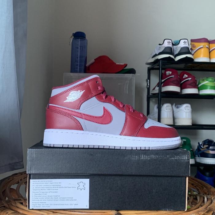 Jual Nike Air Jordan Mid Bordeaux BNIB Sleman