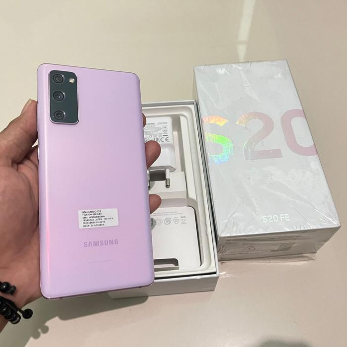Jual Samsung S20fe 8/128 fullshwt like new versi snapdragon Kab