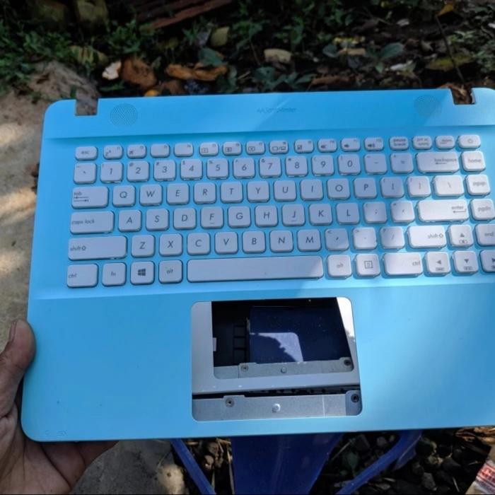 Gambar Casing Keyboard / Top case / Palmrest / Frame Keyboard Asus X441 X441U - biru key putih dari Allinframekeyboard undefined Tokopedia