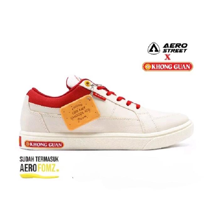 Gambar Aerostreet X Khong Guan,Aerostreet X Sinchan Season2 (ORIGINAL) - x Khong Guan, Iklan dari Kicks4Life_Sneakers undefined Tokopedia