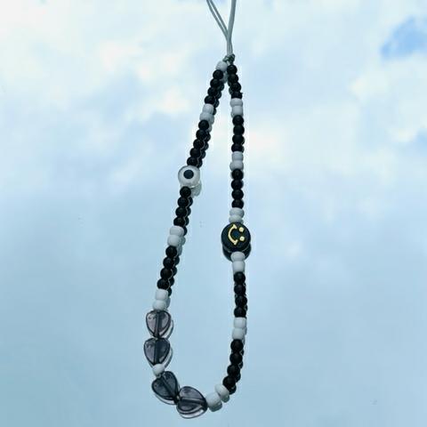 Gambar Phone Strap Beads Gantungan Hp | Gantungan Hp Lucu Batch 1 - Hitam Putih dari TheCrushhh undefined Tokopedia