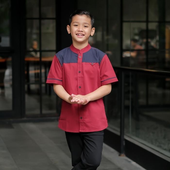 Gambar Koko Couple Ayah Anak Mode Kemko Setelan Pakaian Muslim Keluarga - maron Dewasa, M dari Gudangclothing.id undefined 5 Tokopedia