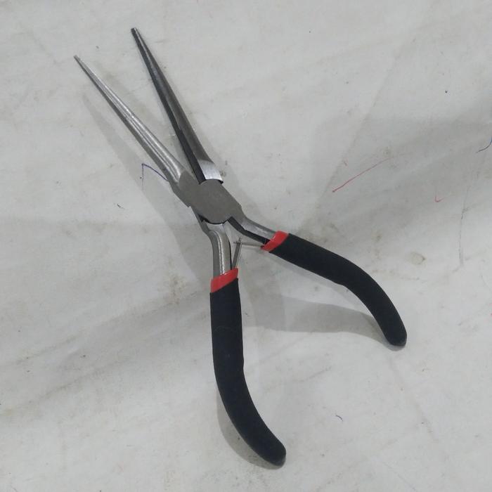 Gambar Tang Mini Jepit Cucut Lancip Panjang - Gagang Hitam dari dramashop. undefined Tokopedia