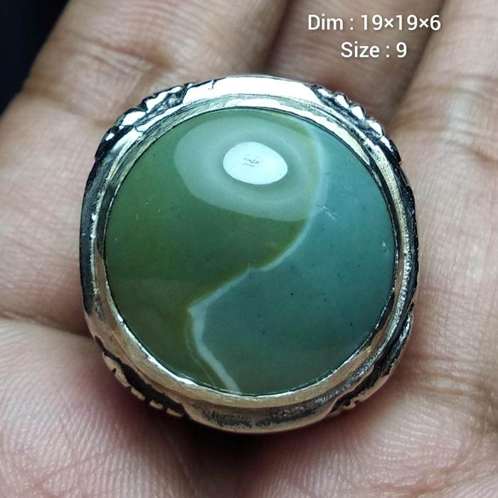 Gambar Cincin Batu Akik Natural Motif Gambar Yin Yang Energi Hoki Top Antik12 dari Doni Hobigems undefined Tokopedia