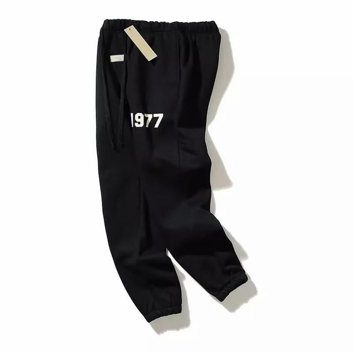 Gambar FOG Essentials Fear Of God Jogger Pants Mirror Celana Joger Unisex - Black, S dari Inki house undefined Tokopedia