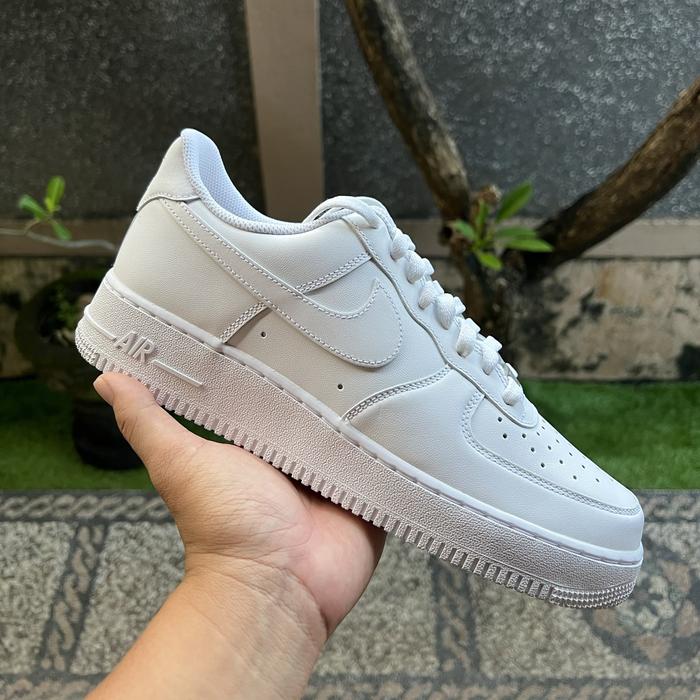 Men All White Air Force Ones Size 11 White Air Force Size 11 Nike