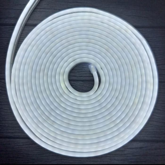 Gambar Neon Flex Lampu Led Selang 5 Meter DC 12V Lampu Variasi Neon Flex - White/Putih dari Sinar Fajar Grosir undefined Tokopedia