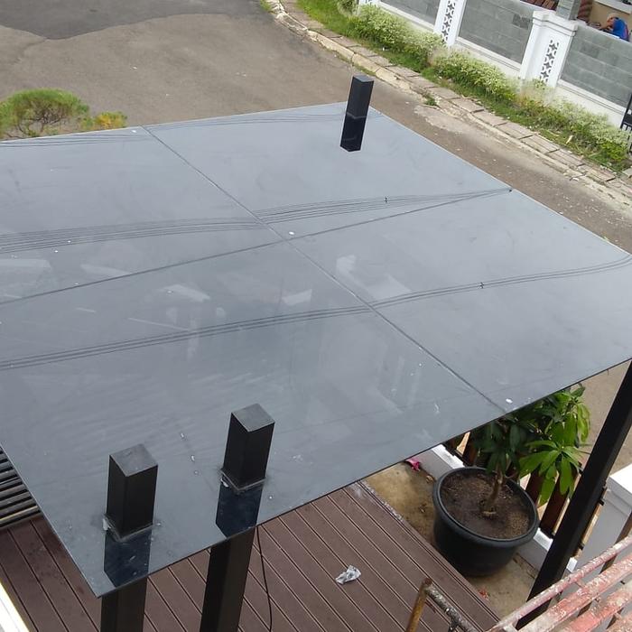 Gambar atap kaca 10mm dari PT.MAJU JAYA ALLMUNIUM GLASS undefined Tokopedia