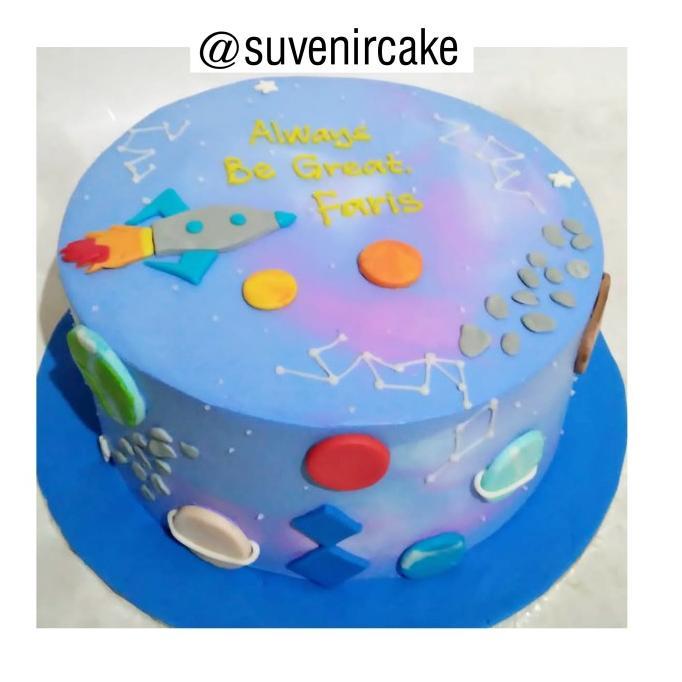 Gambar Enny Cake Galaxy/Kue Ulang Tahun Luar Angkasa/Kue Ultah Planet/Galaxy - Coklat, 16cm dari ennypasa undefined Tokopedia