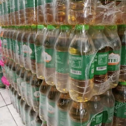 Gambar FITRI 450ml Minyak Goreng 1 Krat isi 12 Botol dari JOGLO storehouse undefined Tokopedia