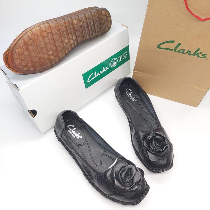 Gambar Sepatu Wanita Clarks Flat 6889 / Flat Shoes Women - Hitam, 36 dari Crocs Collection undefined Tokopedia