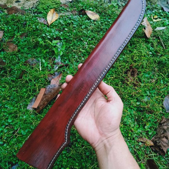 Gambar sarung pisau kulit sapi asli model slop - 20-21 cm, 6 cm dari Gheo Kaligrafi undefined Tokopedia