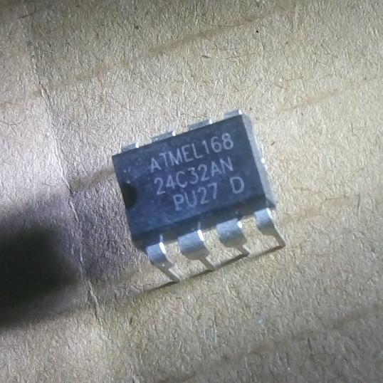 Gambar IC EEPROM 24C32 32K DIP-8 Serial EEPROM Memory Arduino Mikrokontroler dari Hobi Elektronika undefined Tokopedia