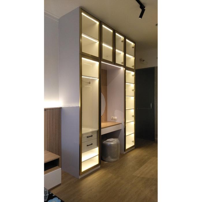 Jual Lemari Pakaian / Wardrobe / Walk in Closet Minimalis Custom ...