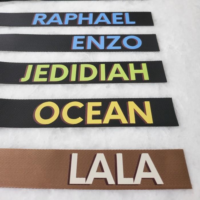 Gambar TAG ME! Custom Name Tag For Tennis Tag And Luggage (Koper) - Cokelat Muda, Hitam dari TAGMENOW.ID undefined Tokopedia