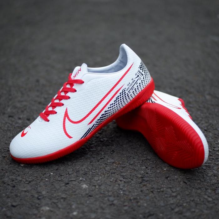Gambar Sepatu futsal vapor dewasa dan anak premium - Putih, 34 dari JURAGAN SEPATU 24 undefined Tokopedia