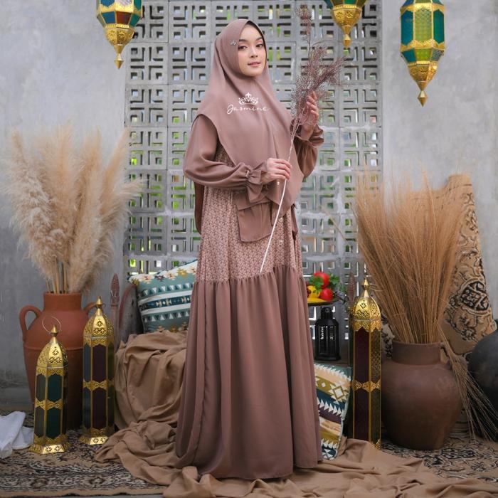 Gambar Marsha Dress Jasmine By Lidia Hadiwinoto ORI Ready Stock - Warna Milo, XS dari Serba Serbi Almuntaj Handayani undefined Tokopedia