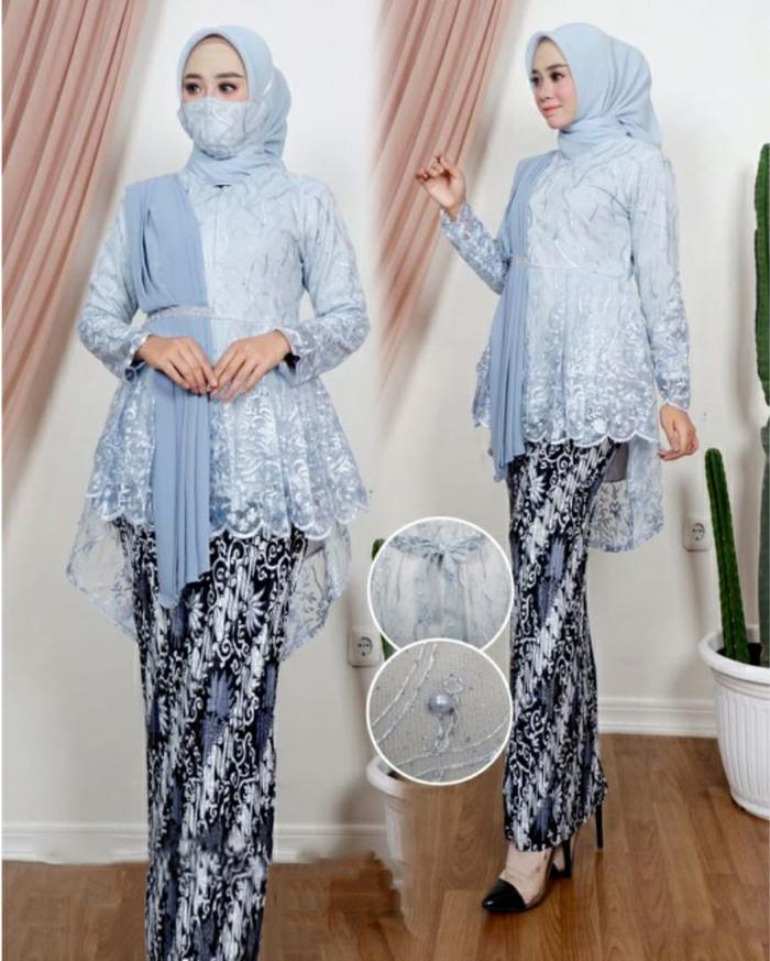 Gambar Setelan Kebaya Pesta Selendang Brukat Wisuda + Rok Batik Sutra - SET BIRU MUDA, ROK SAJA dari Butik Berkah Online Shop undefined Tokopedia