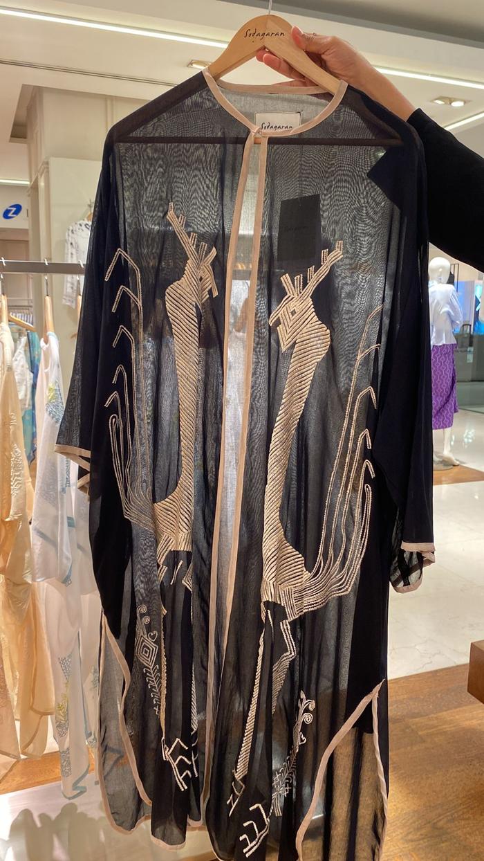 Gambar Outer Sodagaran Resort Tenun Sumba Bordir Natural Dyed Embroidered - Hitam dari CNL Shopper undefined Tokopedia