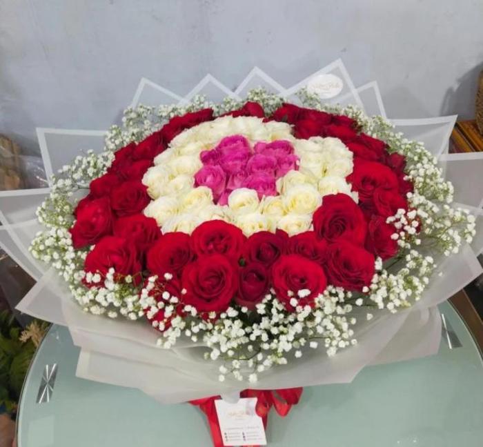 Gambar Flower Box. bunga box. Box Bunga. bunga jumbo. Bloom Box. - Box 1 dari Gaby Bella Florist undefined Tokopedia
