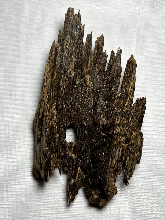 Gambar decoration Kayu gaharu Kalimantan Triple Super King Candan Gunung OUDH dari MARVEL AGARWOODS undefined Tokopedia