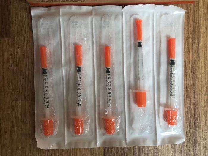 Gambar Syringe insulin 0.5 ml / spuit 0,5 insulin disposable box - onemed 0,5ml dari Alfa medika alkes undefined Tokopedia
