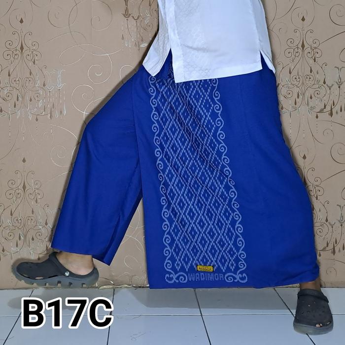 Gambar sarung celana dewasa batik "WADIMOR" adem enak dan nyaman di kulit - B17C dari amel88 undefined Tokopedia