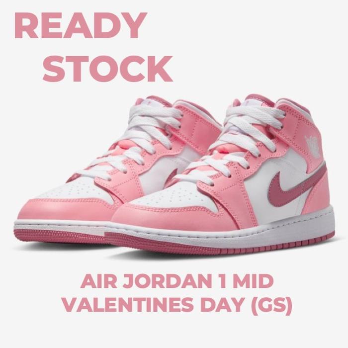 Gambar Sneakers Nike Air Jordan 1 Mid Valentines Day (GS) - 36 dari Sigma Kicks Sneakers Store undefined Tokopedia