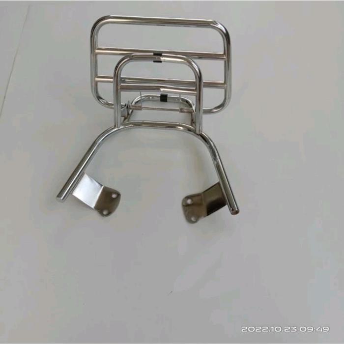 Gambar Back Rack Honda Scoopy New dan Genio.Aksesoris Backrack - Chrome dari MTiara Scooter05 undefined Tokopedia